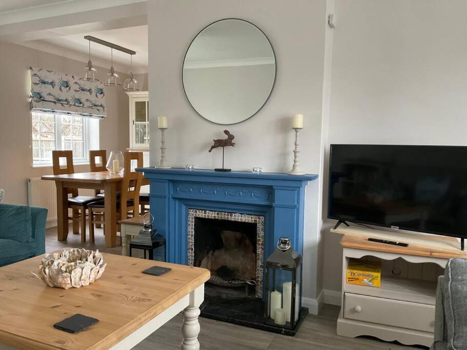 Klara'S House Villa West Mersea Bagian luar foto